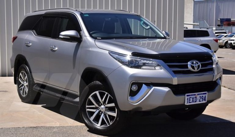 Latest Toyota Fortuner 2016 India Launch, Price, Specs, @ MotorPlace